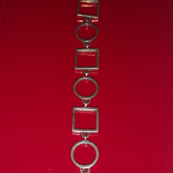 Unique circle/square Sterling silver bracelet - Picture 5 of 6